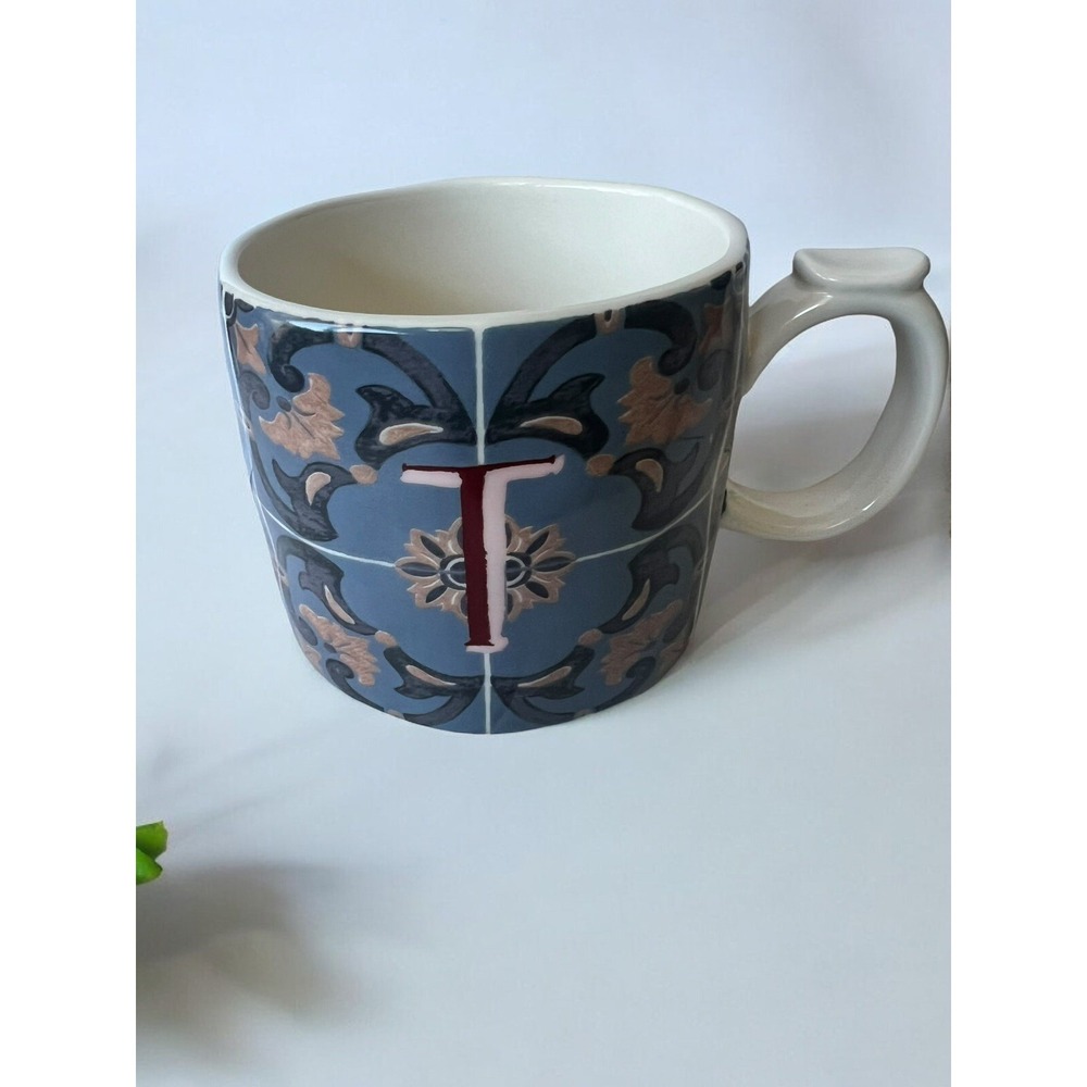Anthropologie Mezze Monogram Stoneware "T" Tile Mug Thumb Rest